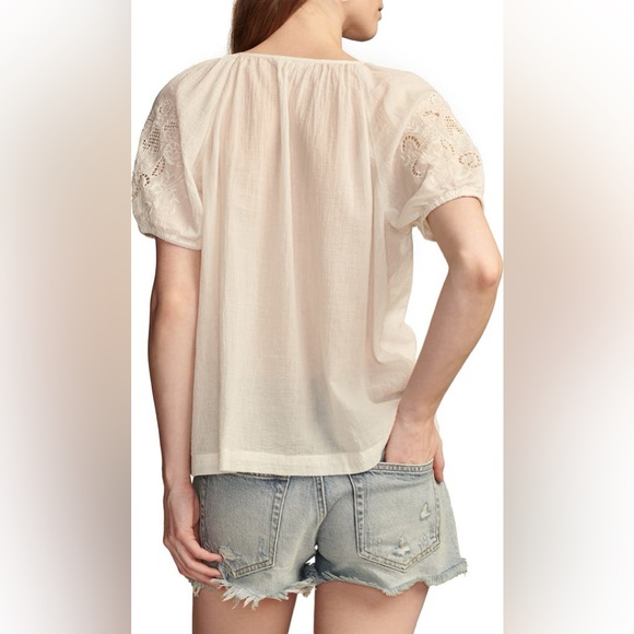 Lucky Brand Cream Eyelet Women's Top Large - Picture 2 of 3